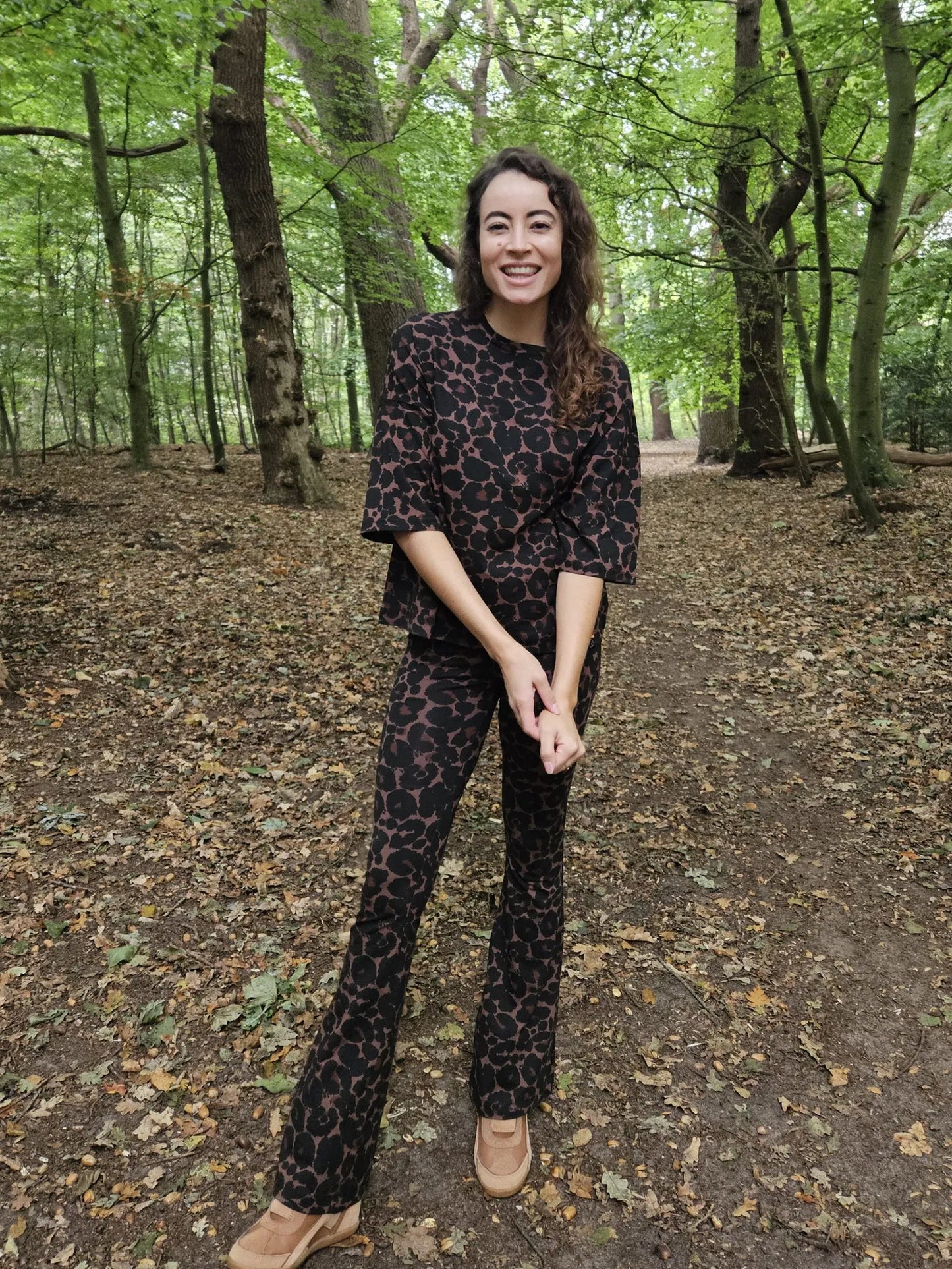 Swan and the people | Shirt driekwart mouw | Leopard bruin