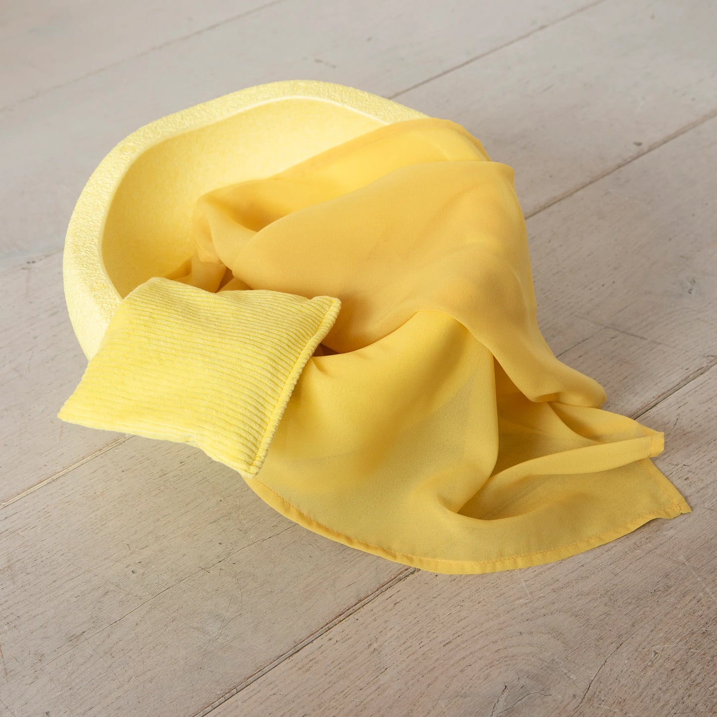 Little Botanic label | Playcycle speeldoek | Zacht geel | Groot