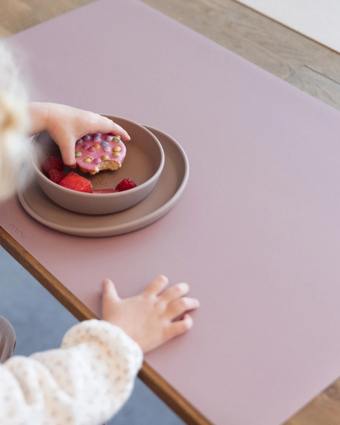 Eeveve | Bureaumat | Powderblush