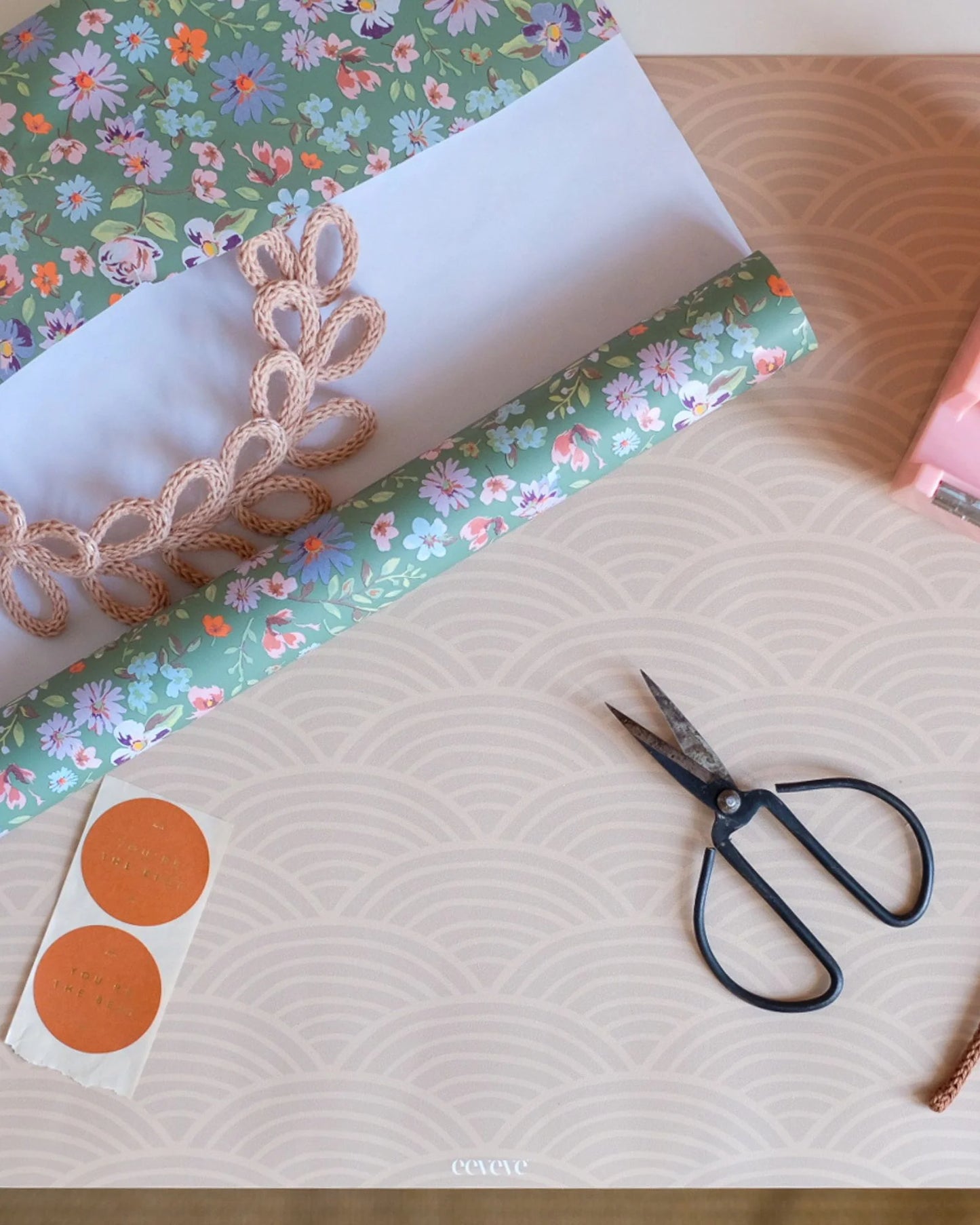 Eeveve | Bureaumat | Rainbow | Mocha