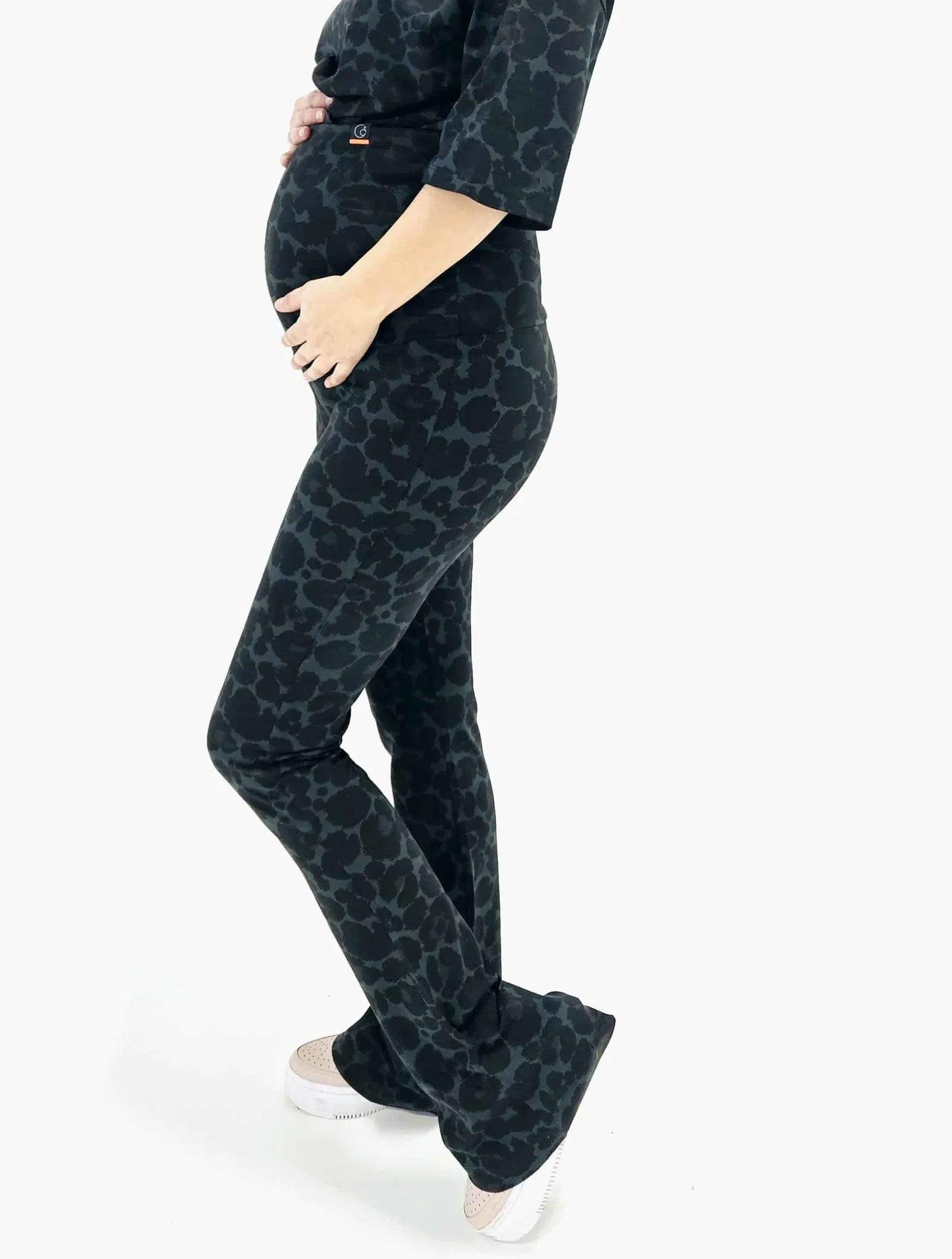 Swan and the people | Flared pants | Leopard Blauw