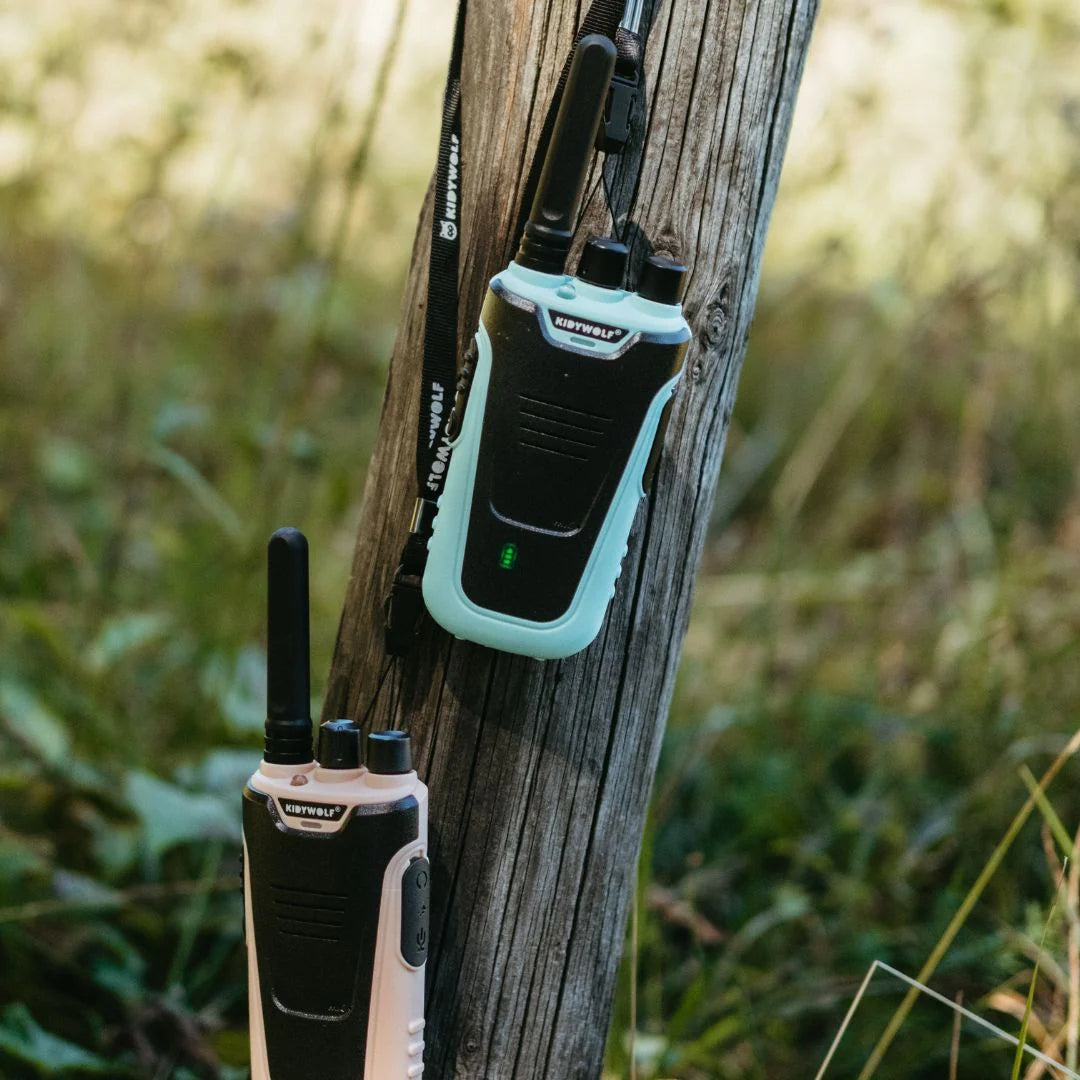 Kidywolf | Walkie talkies