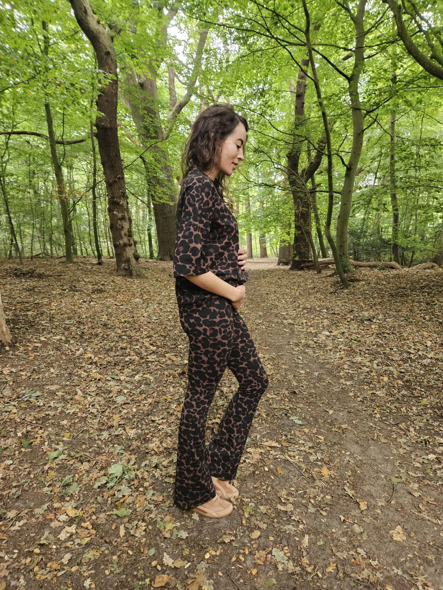 Swan and the people | Flared pants | Leopard Bruin