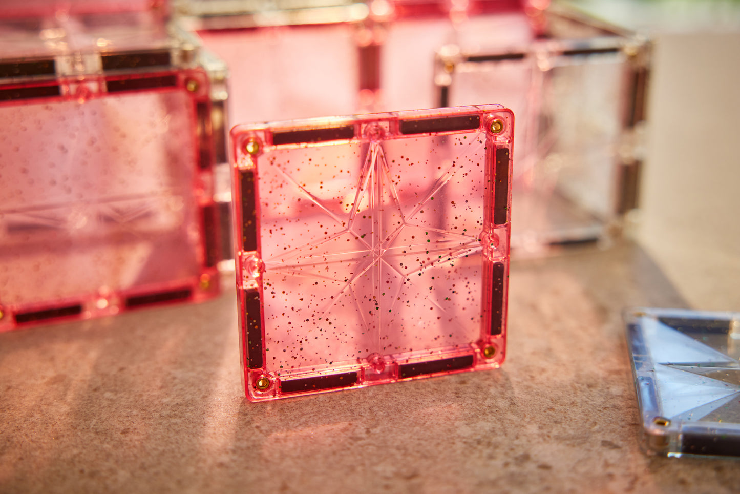 Cleverclixx | Glitter tiles pack | 16 | Transparent pink