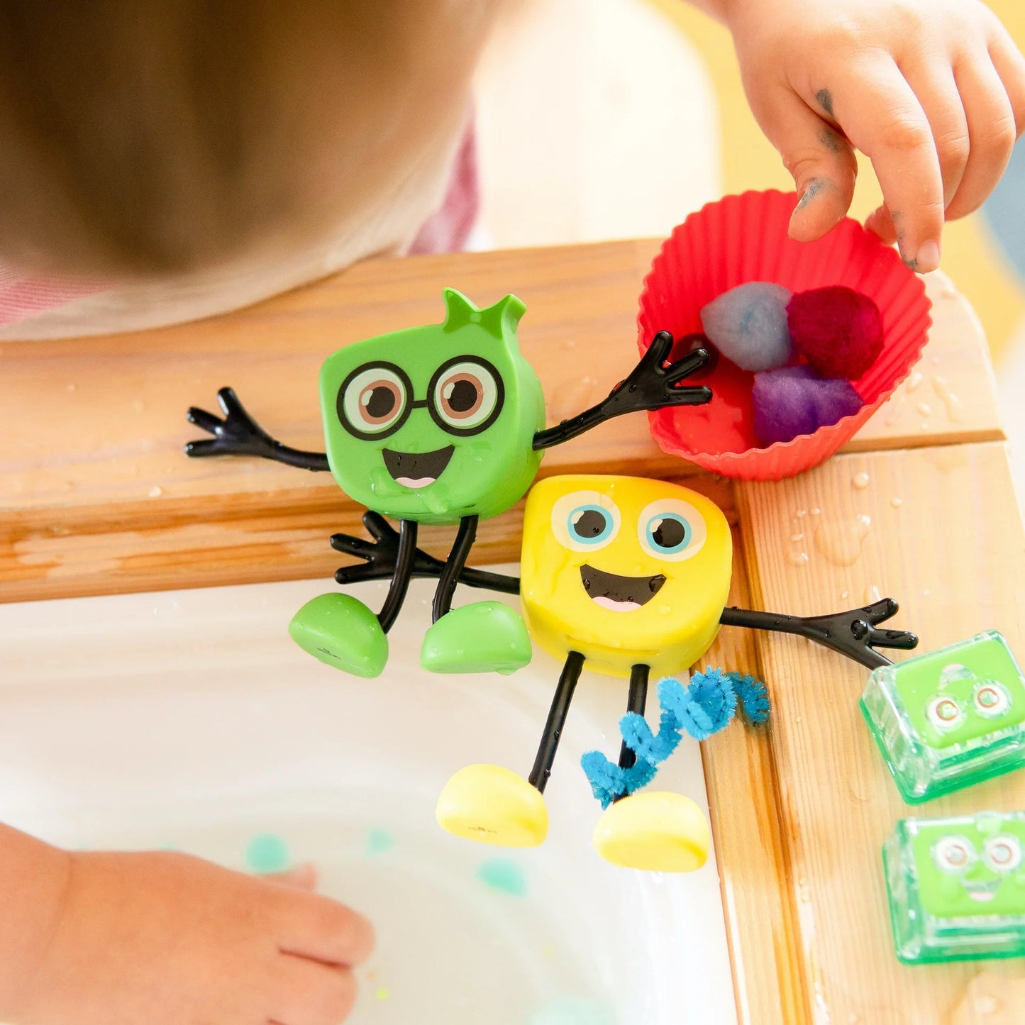 Glo Pals | Characters | Groen | Pippa