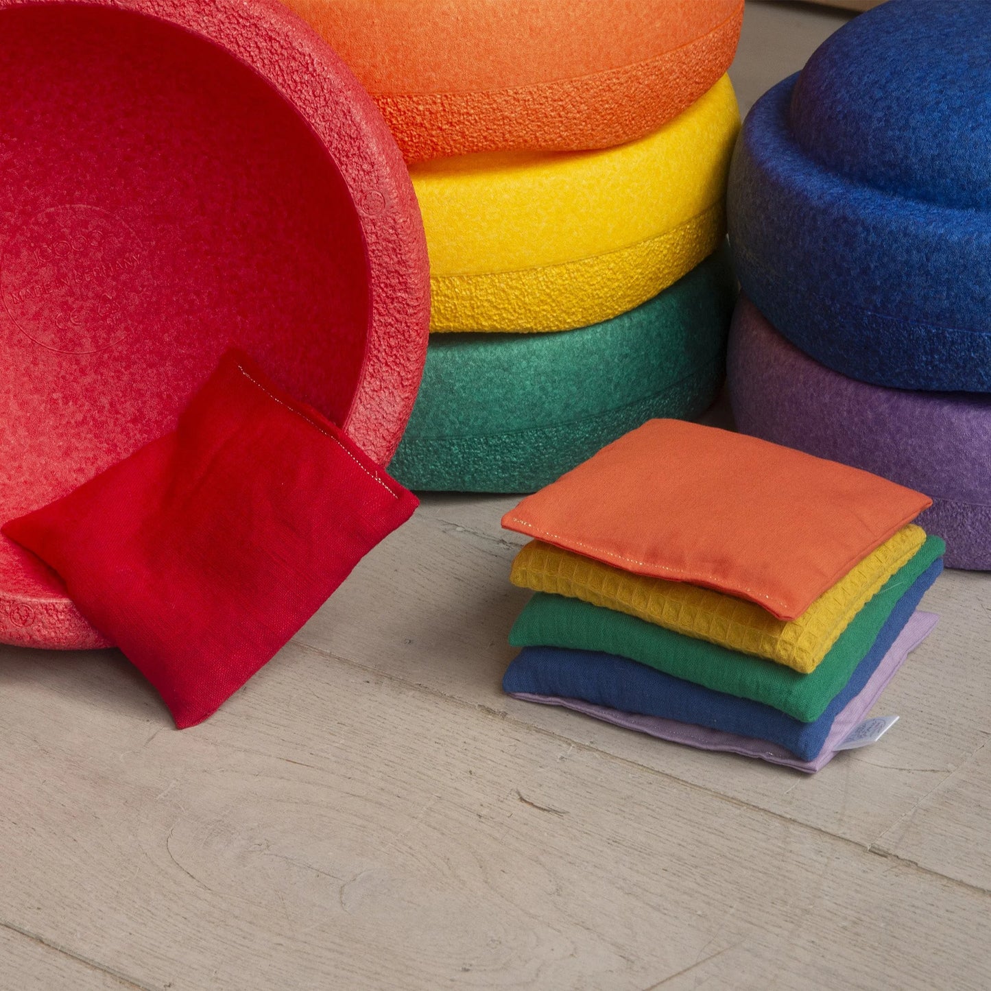 Little Botanic label | Sensorische pittenzakjes | Regenboog | 6 stuks