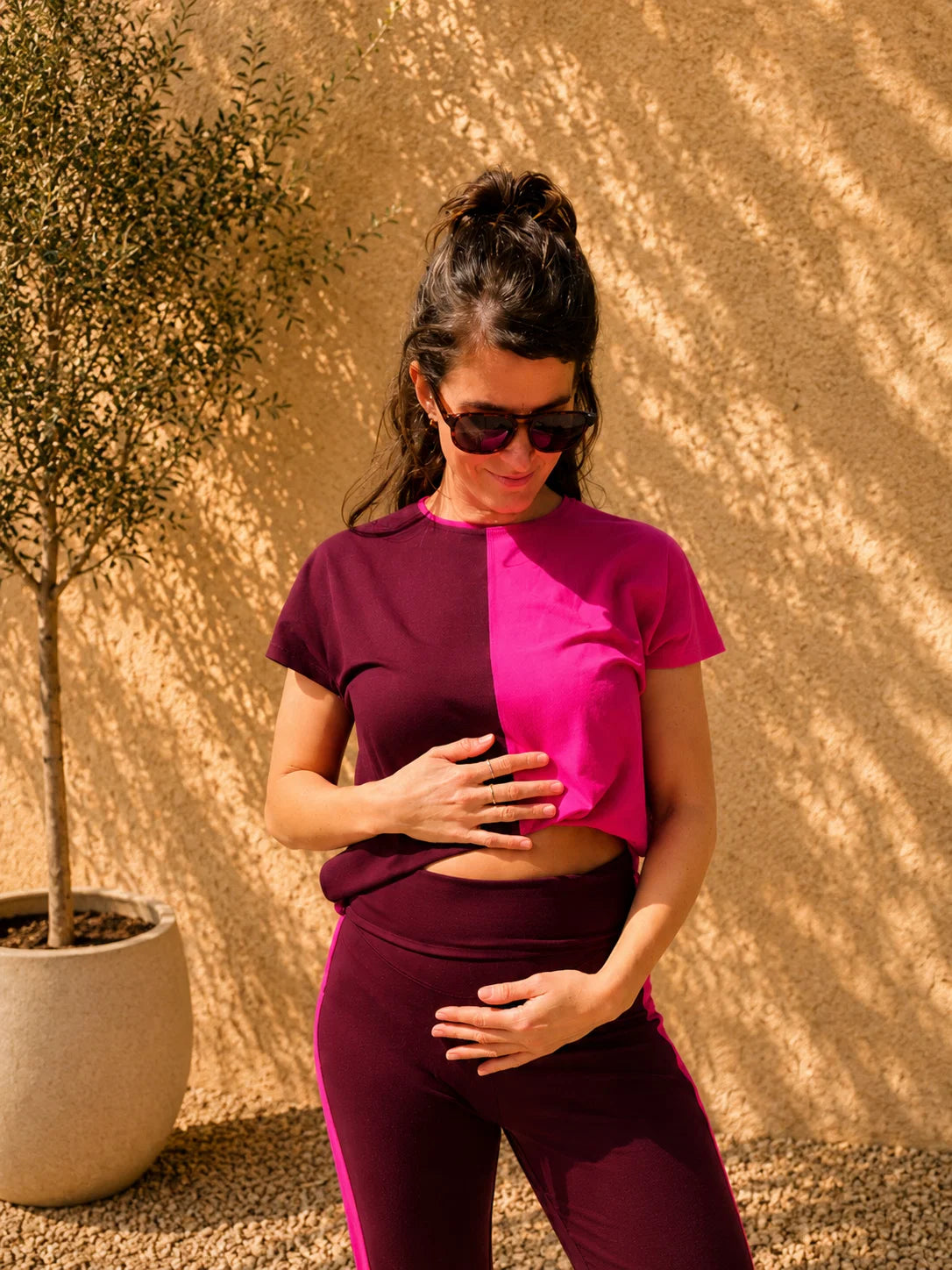Swan and the people | Oversized top | Burgundy & fuchsia