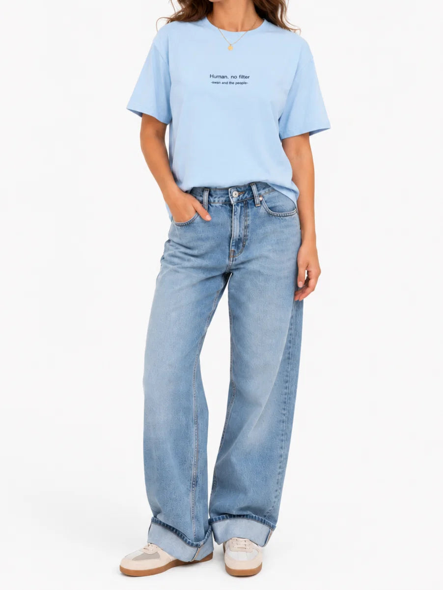 Swan and the people | Oversized top | Licht blauw