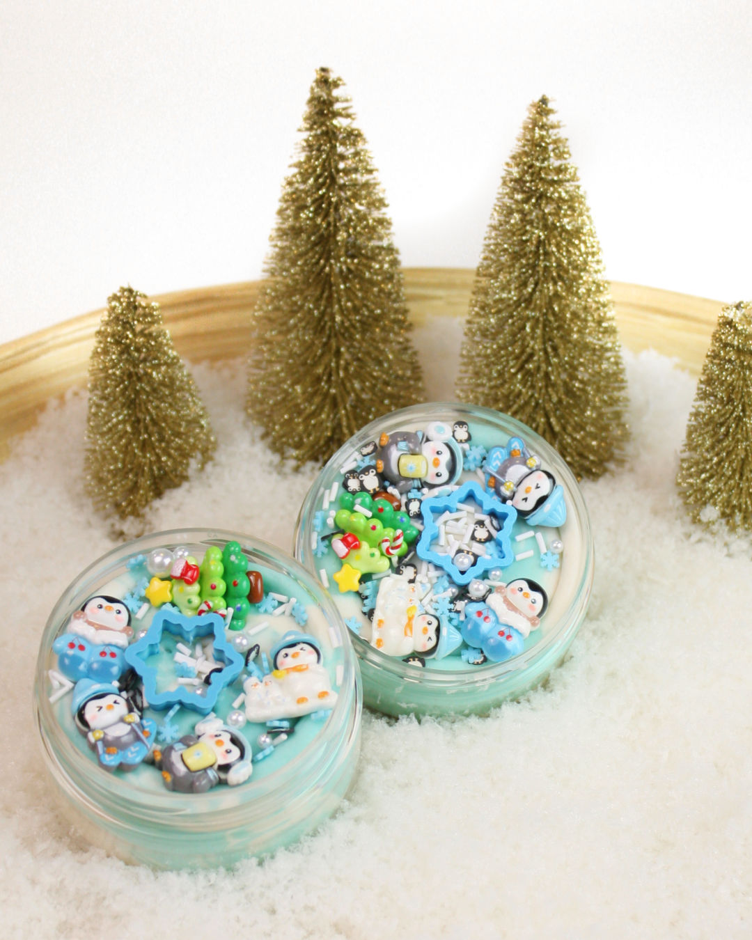 Invitation to Imagine | Surprise pot | Penguins in the snow