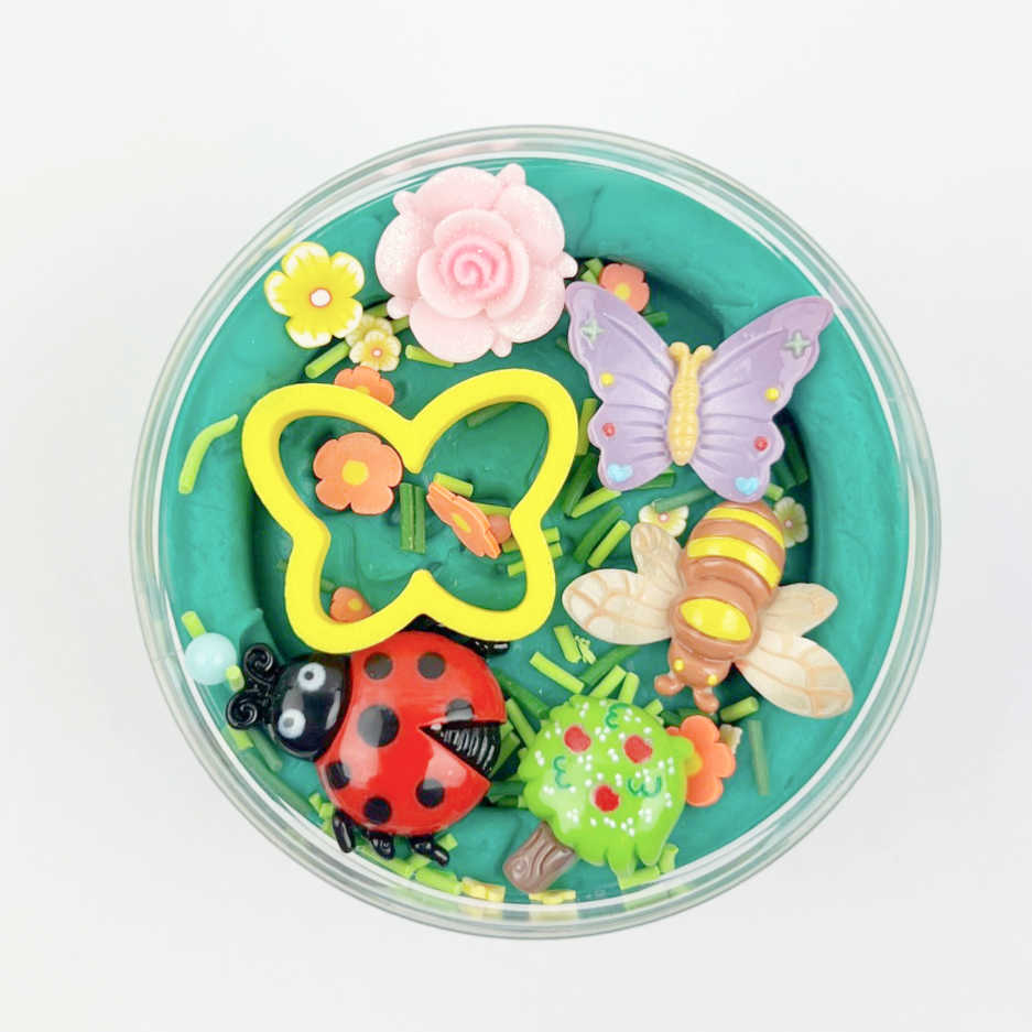 Invitation to Imagine | Surprise pot | Garden friends