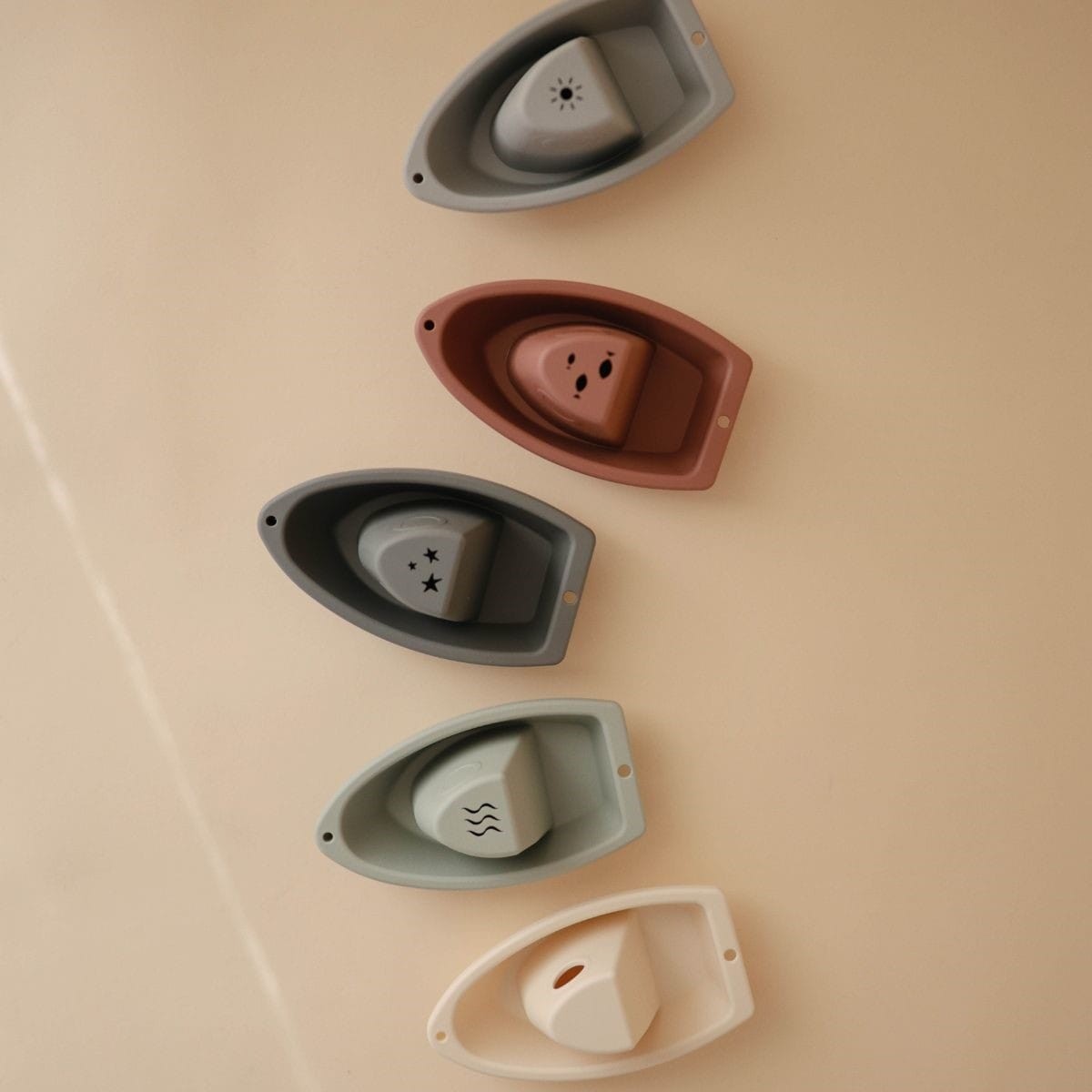 Mushie | Badset | Bath Boats | Original