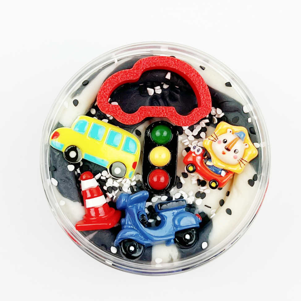 Invitation to Imagine | Surprise pot | On the go